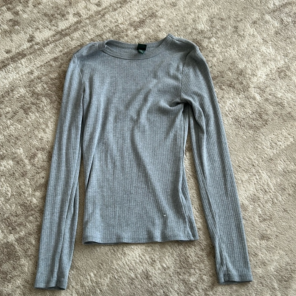 Gray Ribbed long sleeve